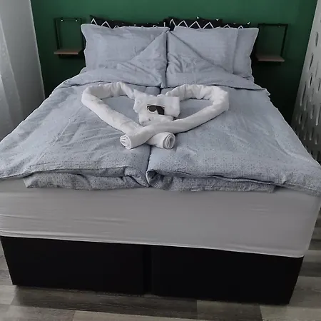 Stan Na Dan, Pazar Tuzla, Centar Grada Tuzla